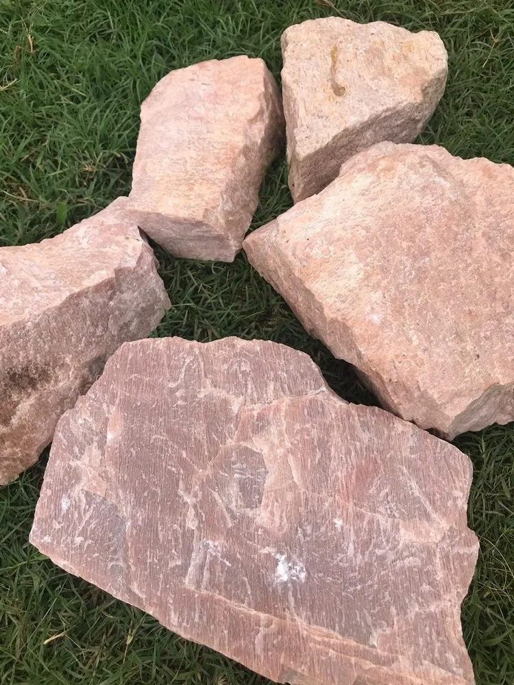Feldspar Lumps
