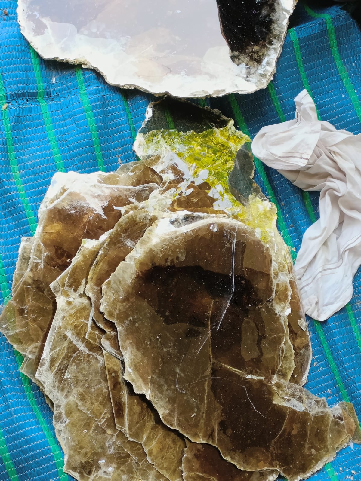 High Purity Mica Lumps